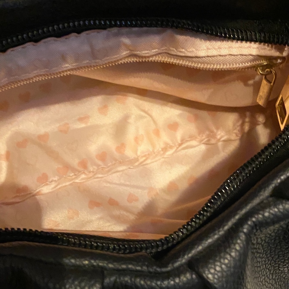 Windsor Black Ruched Handle Shoulder Bag - Picture 3 of 5